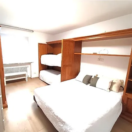 Stelu Apartment