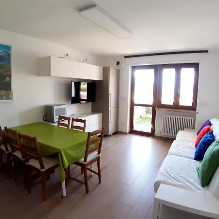 Apartment Stelu *